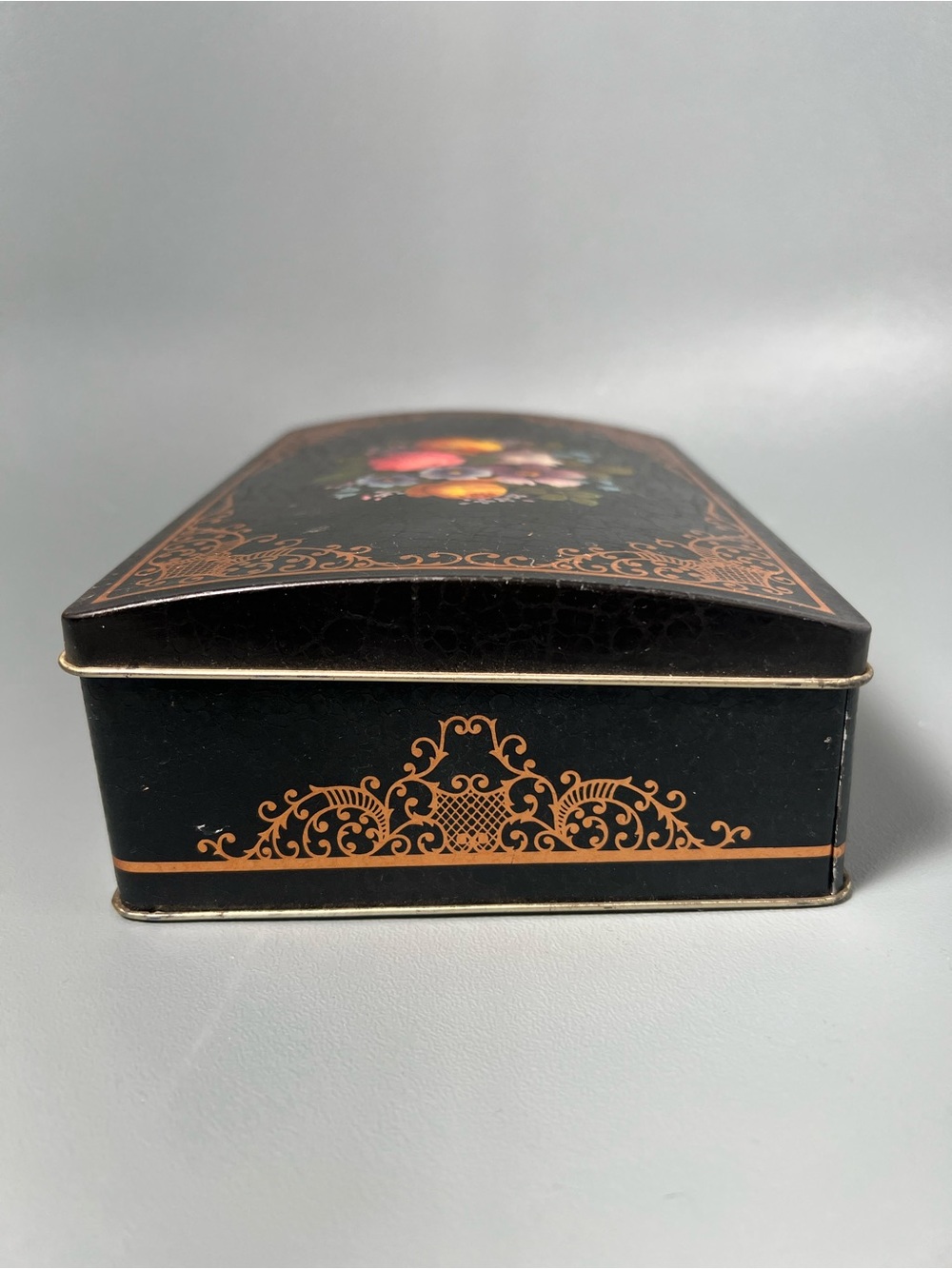 Floral Tin Container - Picture 5 of 8